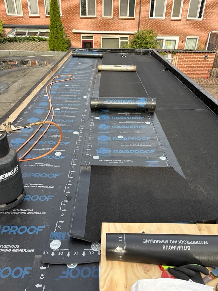 Plat Dak Renovatie Kerkdriel dakdekker Kerkdriel